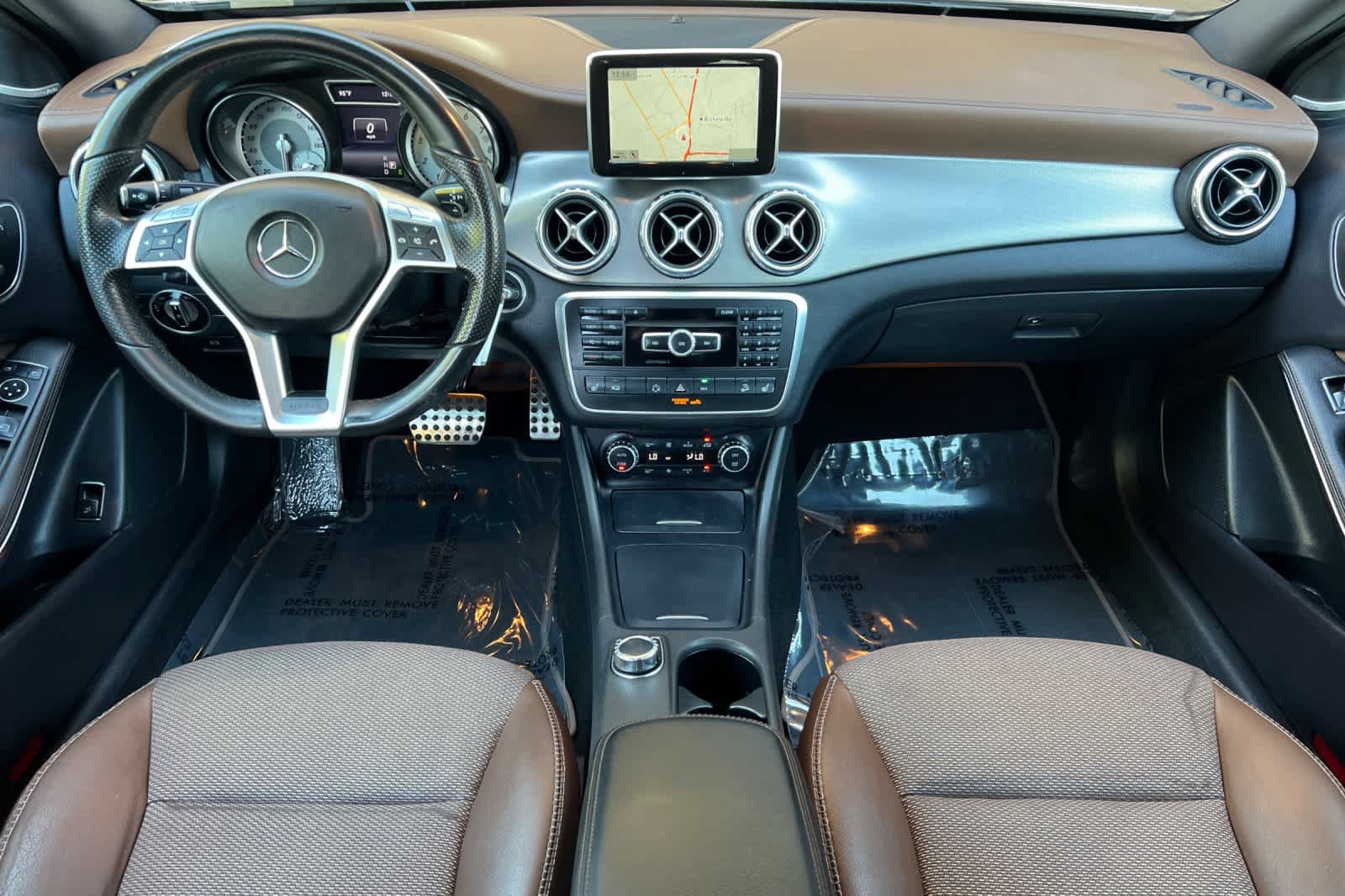 Used 2015 Mercedes-Benz GLA 250 4MATIC image 3
