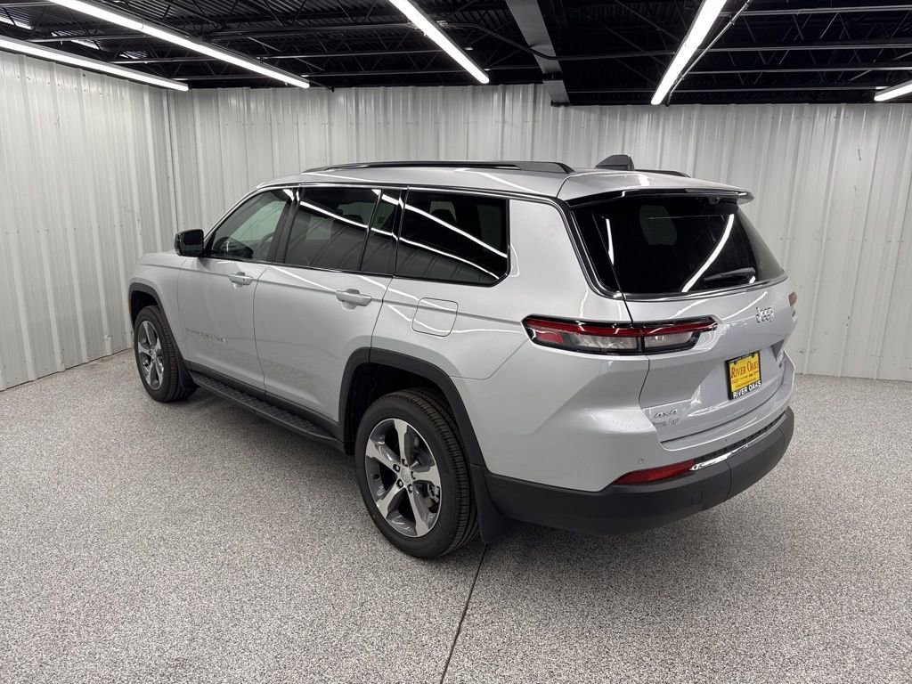 New 2025 Jeep Grand Cherokee L Limited w/ Luxury Tech Group II image 4