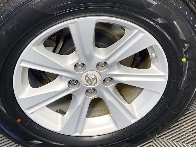 Used 2012 Toyota Highlander SE w/ Tow Pkg image 29