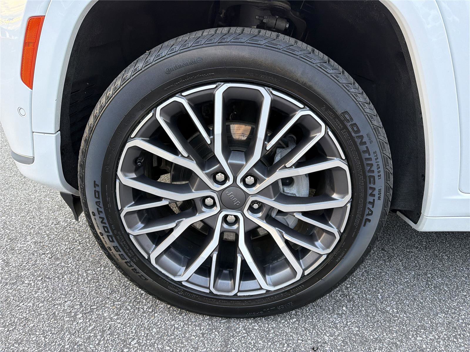 Used 2024 Jeep Grand Cherokee L Summit image 12