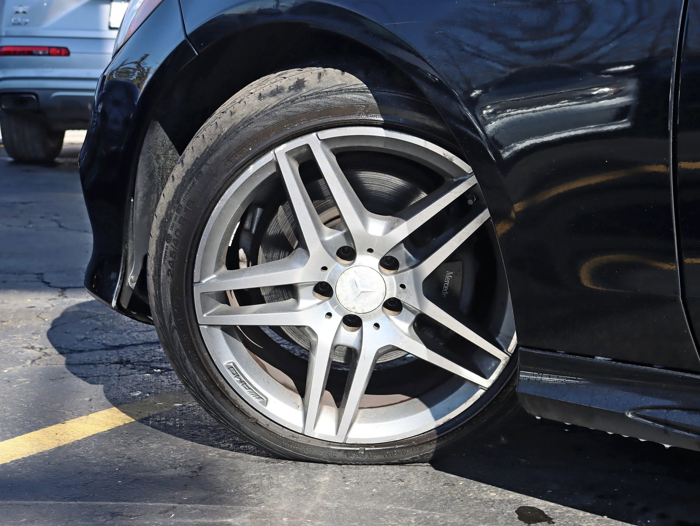 Used 2014 Mercedes-Benz E 350 E 350 4MATIC Sedan 4D image 15