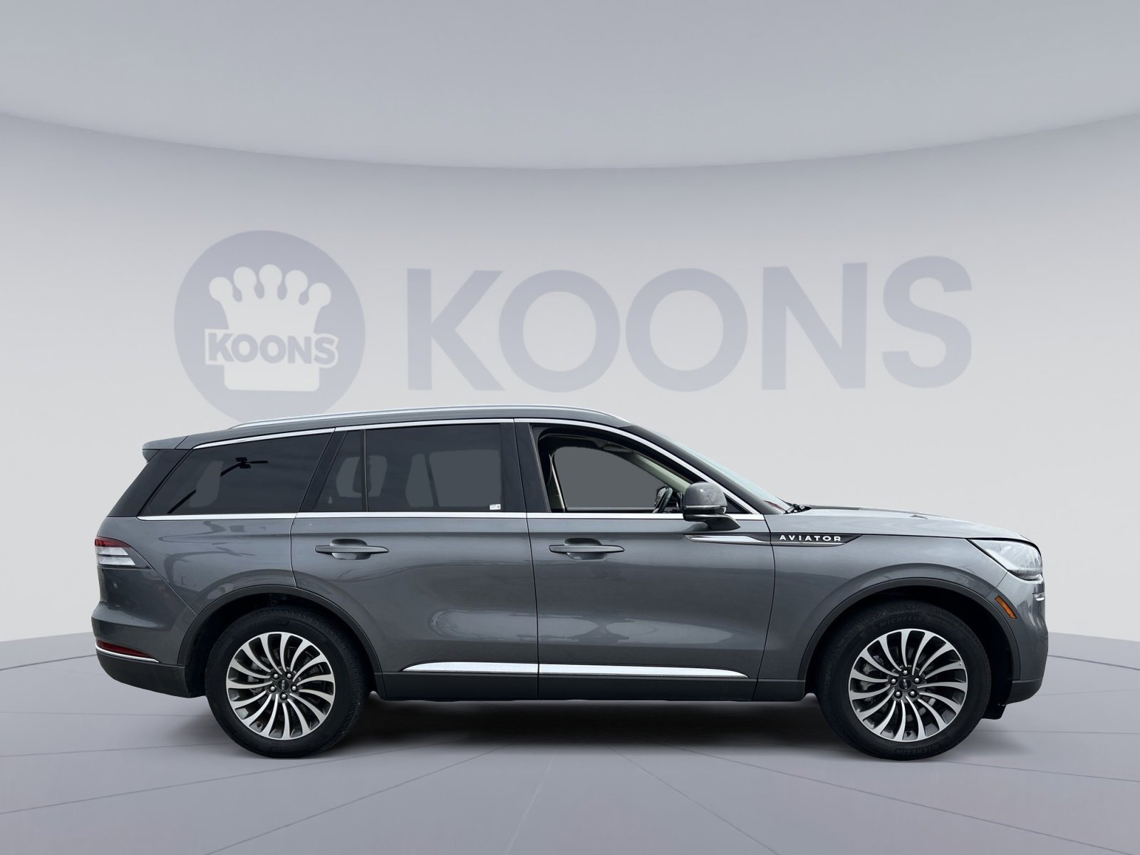 Used 2024 Lincoln Aviator Reserve image 8