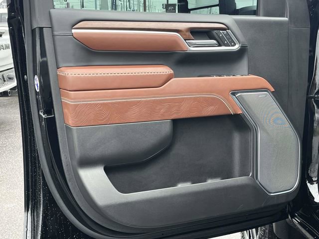 Used 2025 GMC Sierra 2500 Denali Ultimate image 15