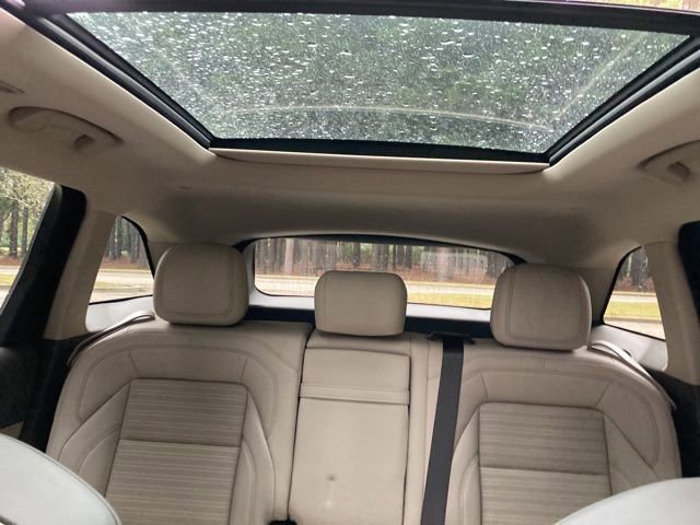 Certified 2025 Lincoln Nautilus Reserve w/ Jet Appearance Package image 36