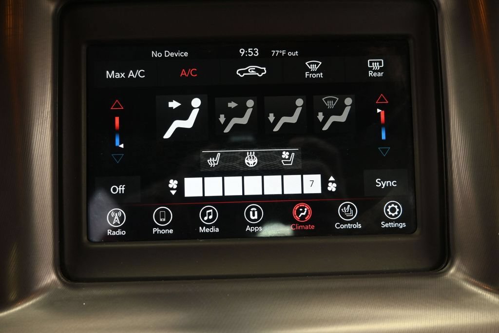 Used 2020 Dodge Charger SXT w/ Leather Interior Group RWD image 29