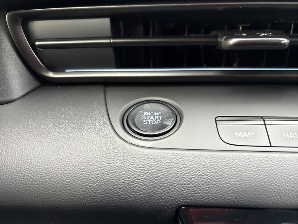 New 2026 Hyundai Elantra SEL FWD image 30