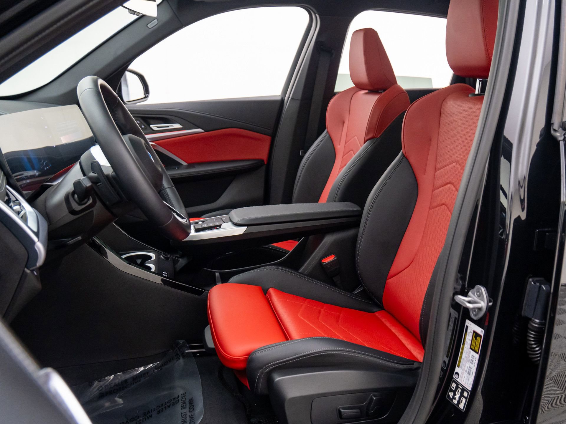 Used 2025 BMW X1 xDrive28i w/ M Sport Package image 15