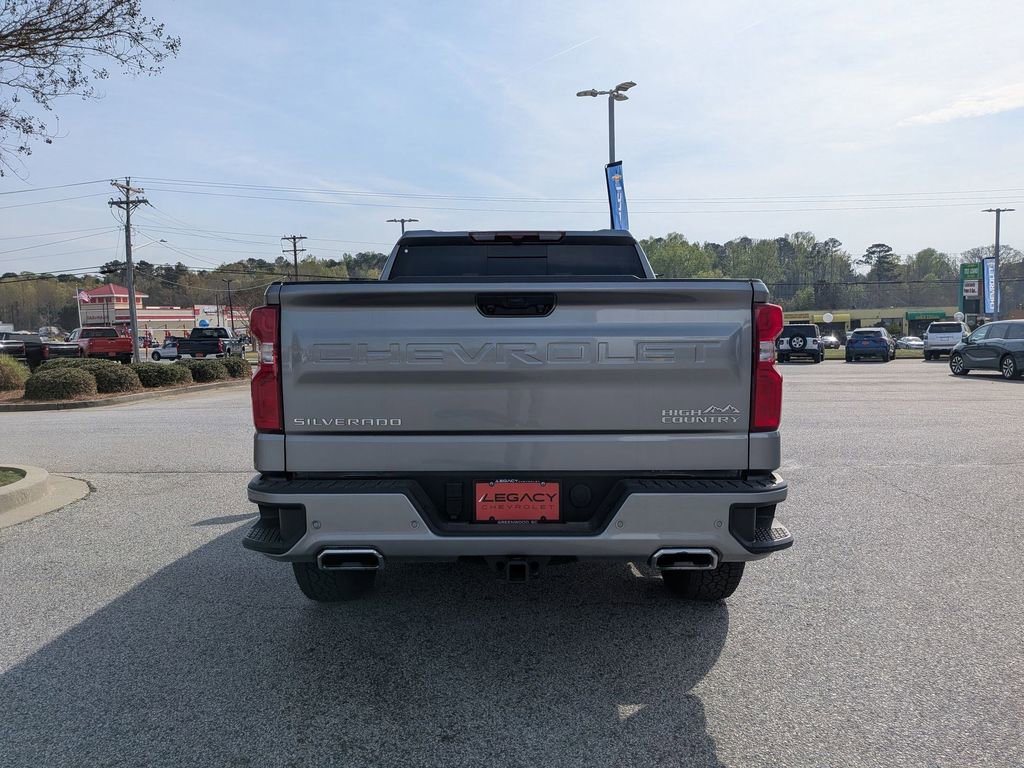 Used 2025 Chevrolet Silverado 1500 High Country w/ Z71 Off-Road Package image 7