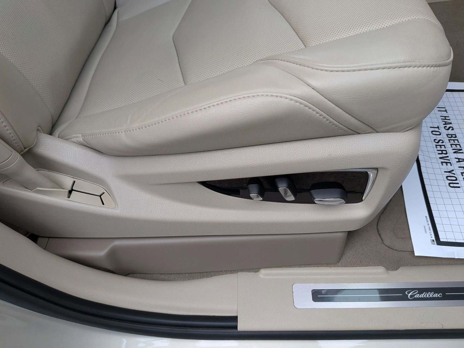 Used 2016 Cadillac Escalade ESV Luxury image 53