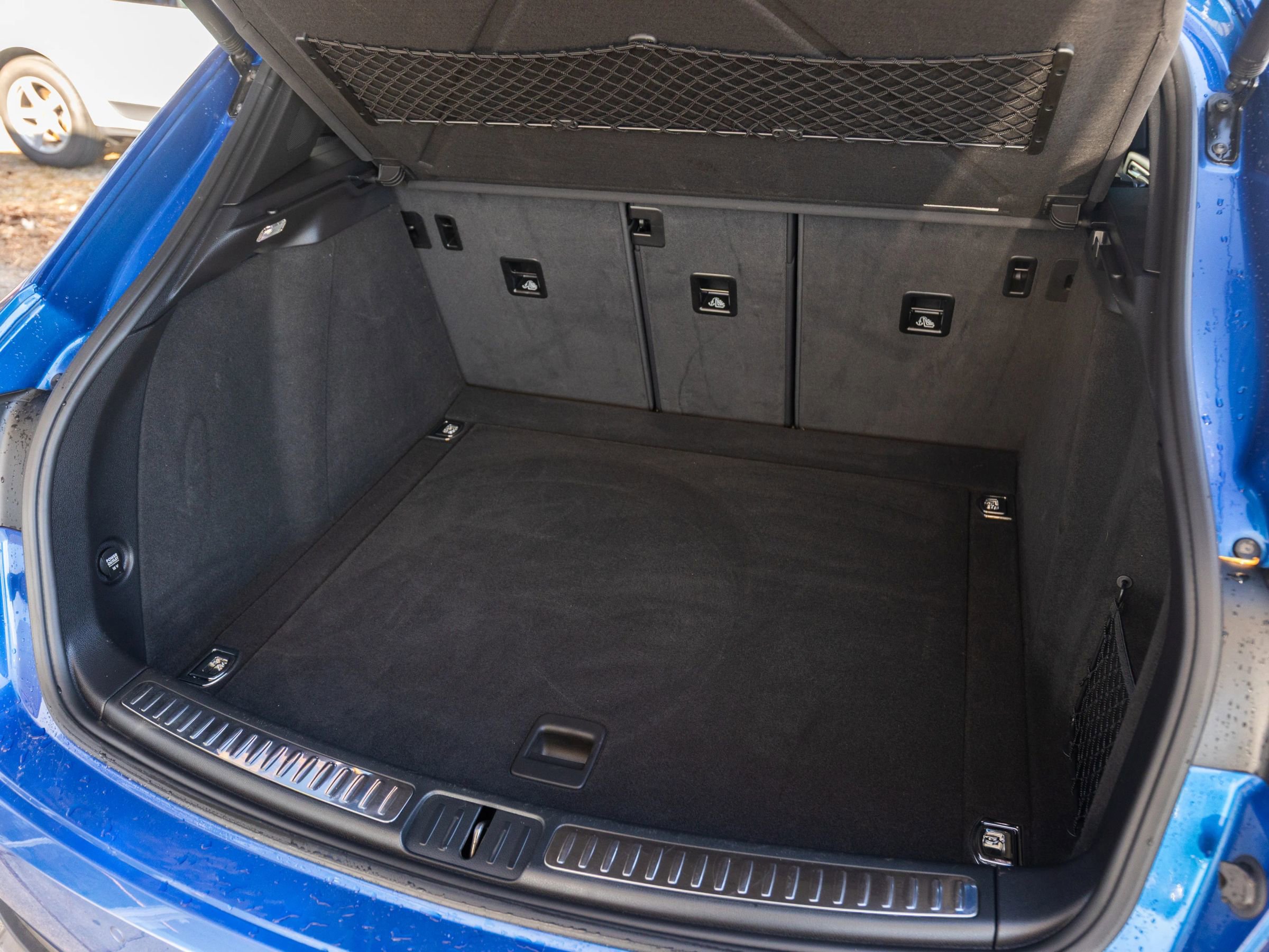 Used 2020 Porsche Macan image 39