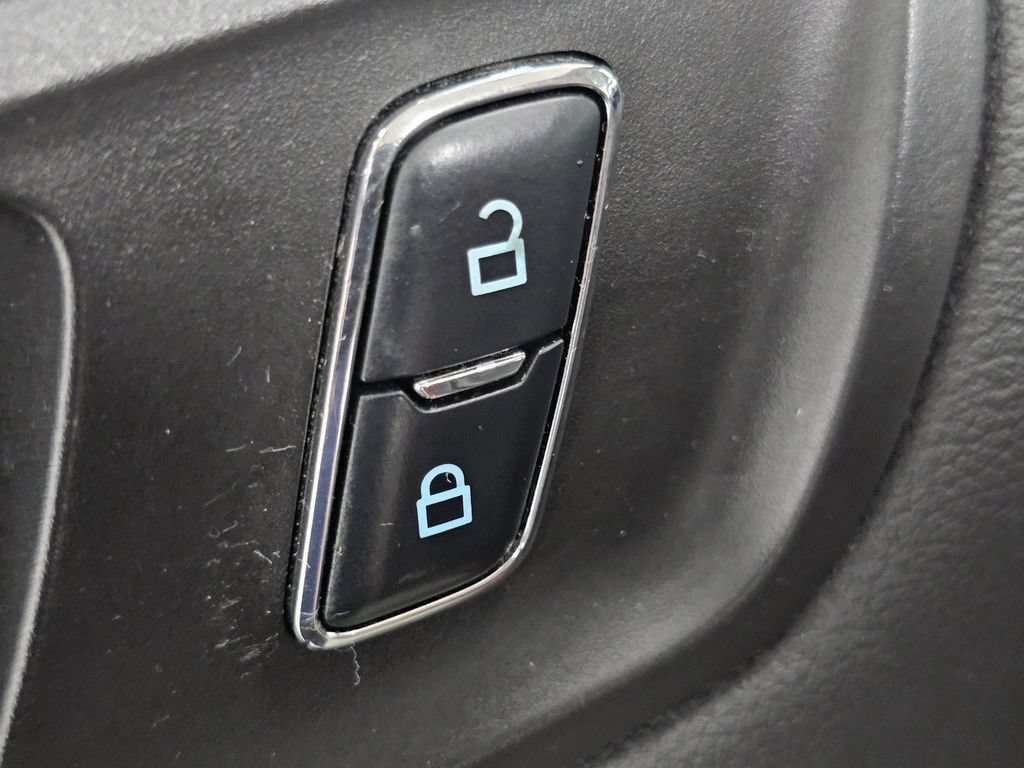 Used 2016 Ford Escape S FWD image 27