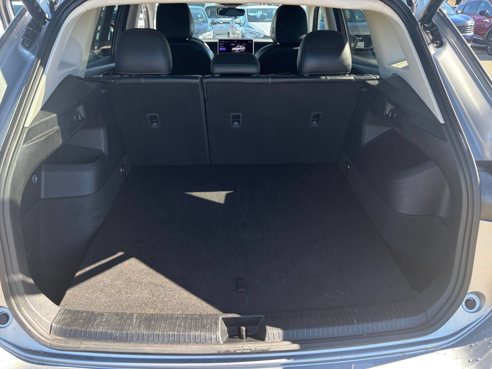 Used 2026 Volkswagen Tiguan SE AWD/4WD image 33