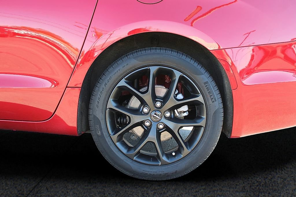 Used 2025 Chrysler Pacifica Limited image 26