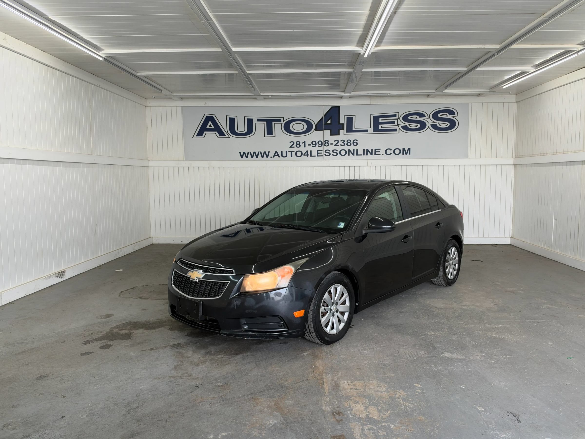 Used 2011 Chevrolet Cruze LT FWD image 1