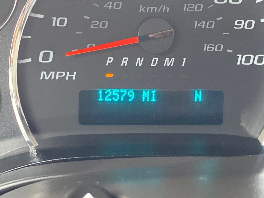 Used 2025 Chevrolet Express 3500 LT w/ LT Preferred Equipment Group RWD image 15