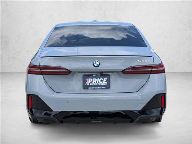 Used 2026 BMW 530i w/ M Sport Package RWD image 7