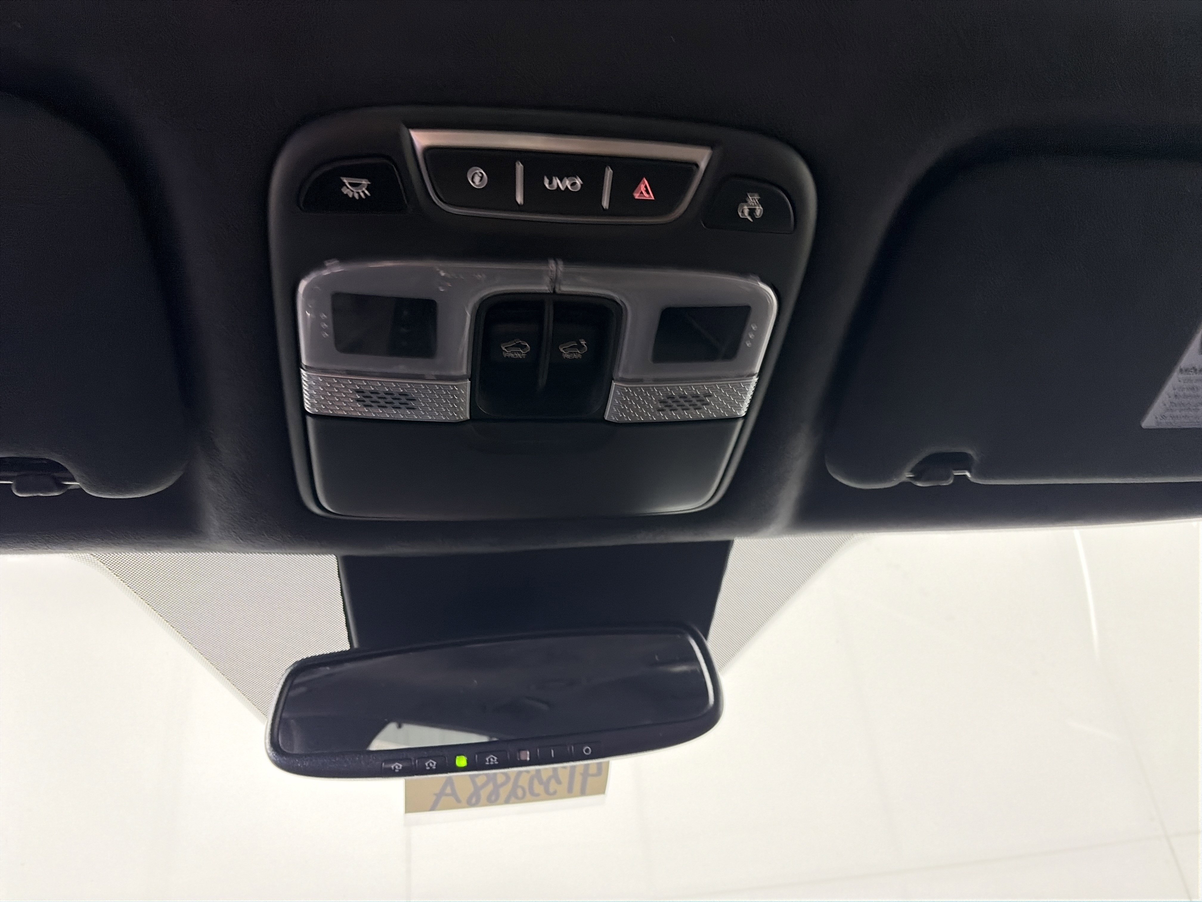 Used 2020 Kia Telluride SX w/ SX Prestige Package image 24