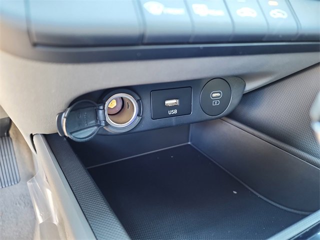 New 2025 Hyundai Elantra Blue image 20