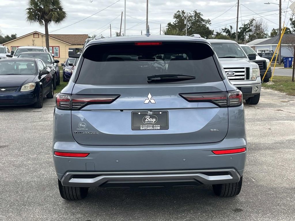 New 2026 Mitsubishi Outlander SEL FWD image 4