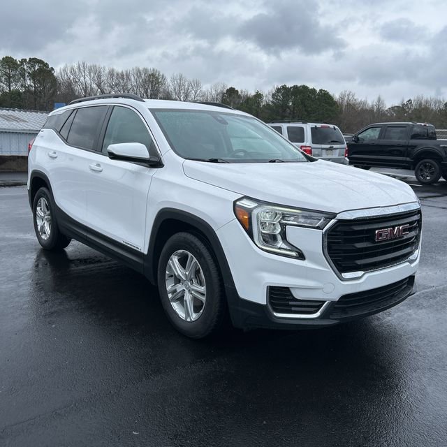 Used 2022 GMC Terrain SLE w/ Driver Convenience Package image 6