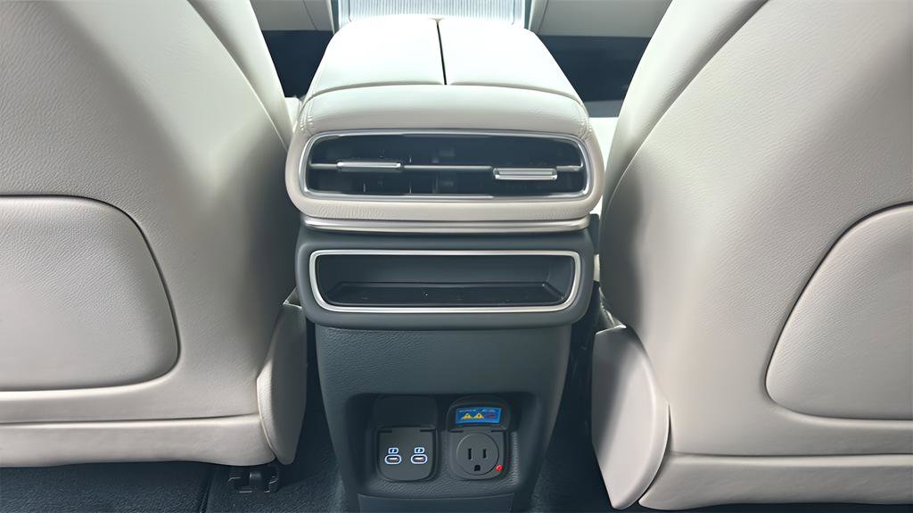 New 2026 Genesis GV80 2.5T Advanced image 11