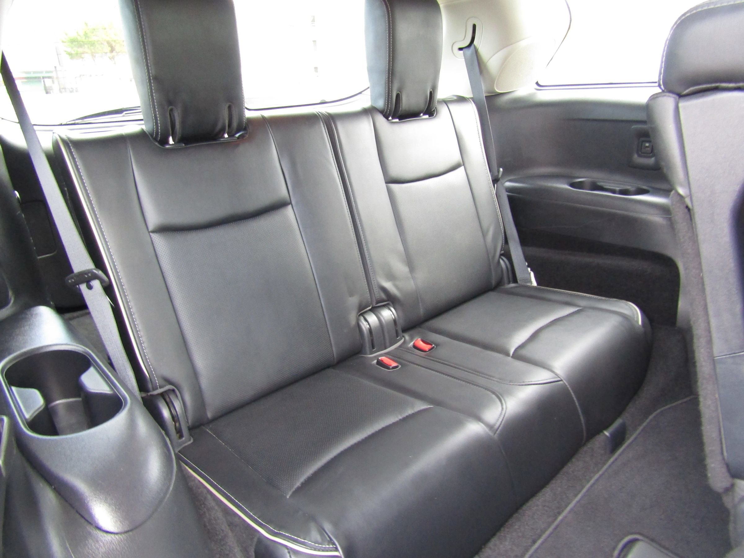 Used 2019 INFINITI QX60 Luxe w/ Essential Package image 18