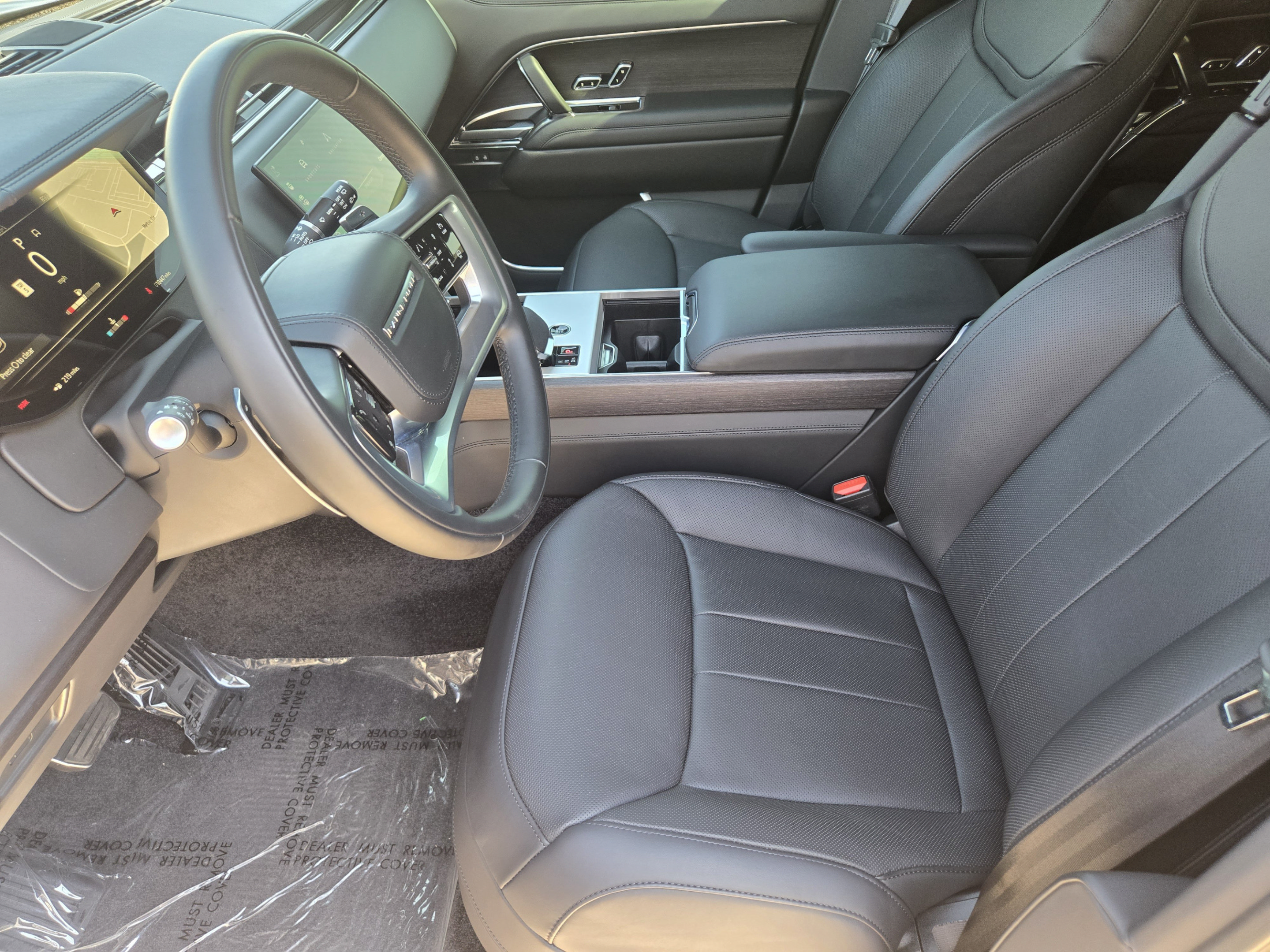 Certified 2025 Land Rover Range Rover Long Wheelbase SE AWD/4WD image 8