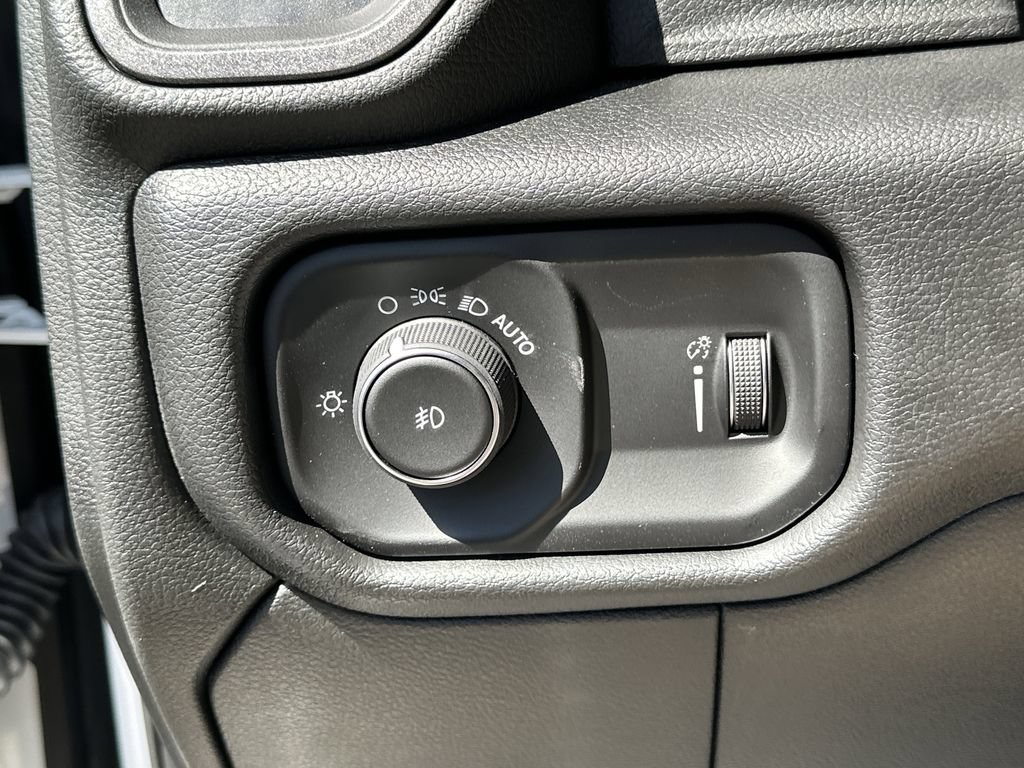 New 2026 RAM 5500 Tradesman w/ Chrome Appearance Group AWD/4WD image 20