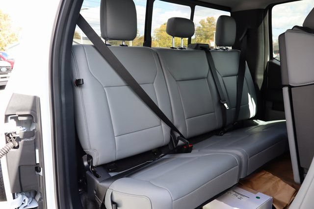 New 2026 Ford F550 4x4 Supercab Super Duty image 30
