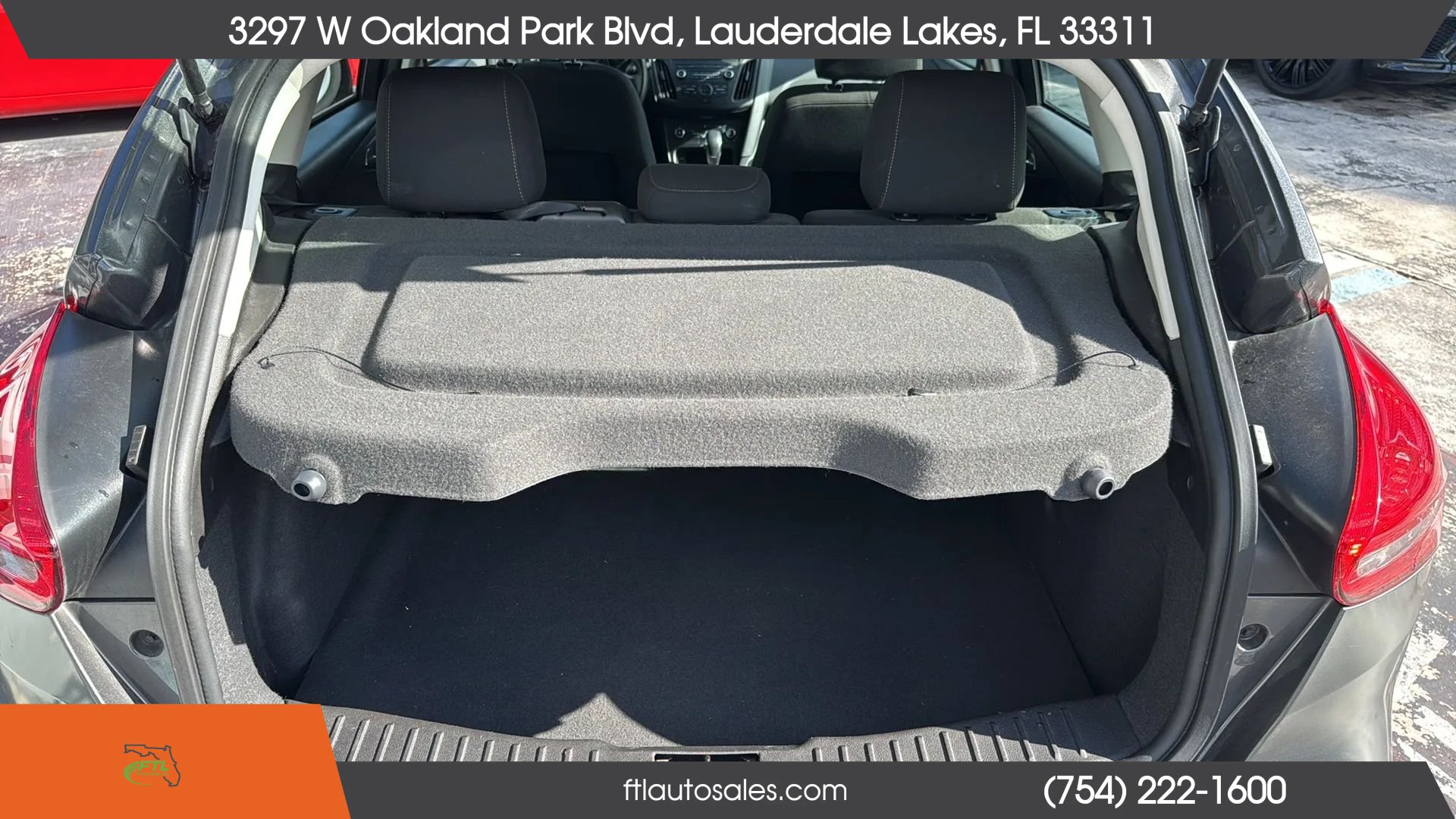 Used 2018 Ford Focus SE FWD image 46