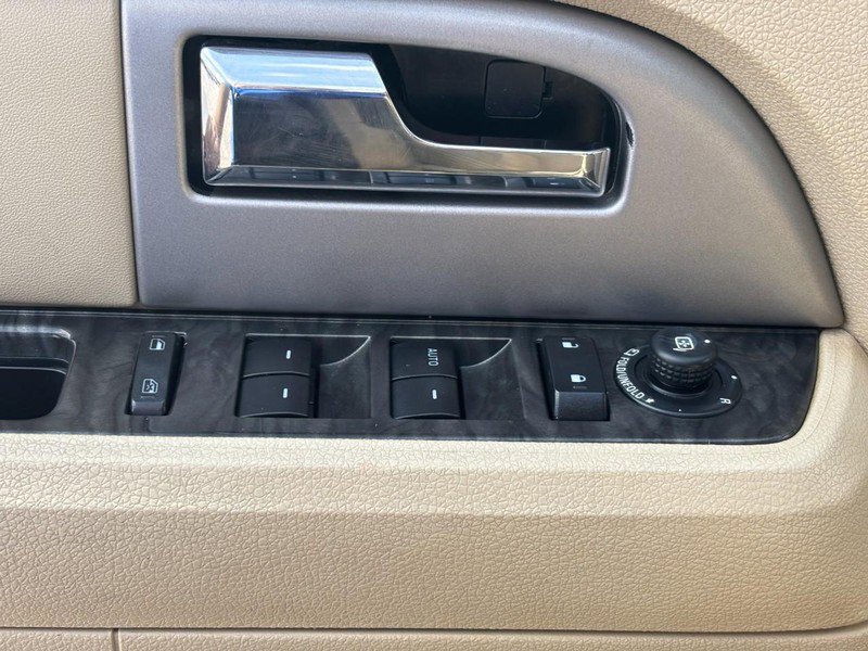 Used 2017 Ford Expedition Limited w/ Equipment Group 301A image 18