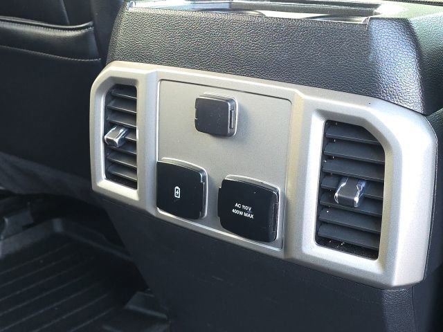 Used 2020 Ford F250 Lariat w/ Lariat Value Package AWD/4WD image 6