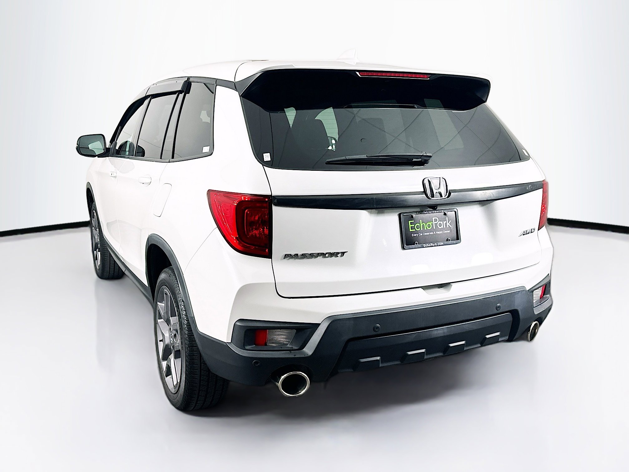 Used 2023 Honda Passport EX-L image 5