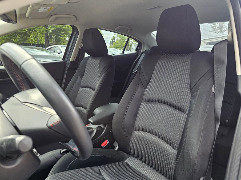 Used 2014 MAZDA MAZDA3 i Touring FWD image 21