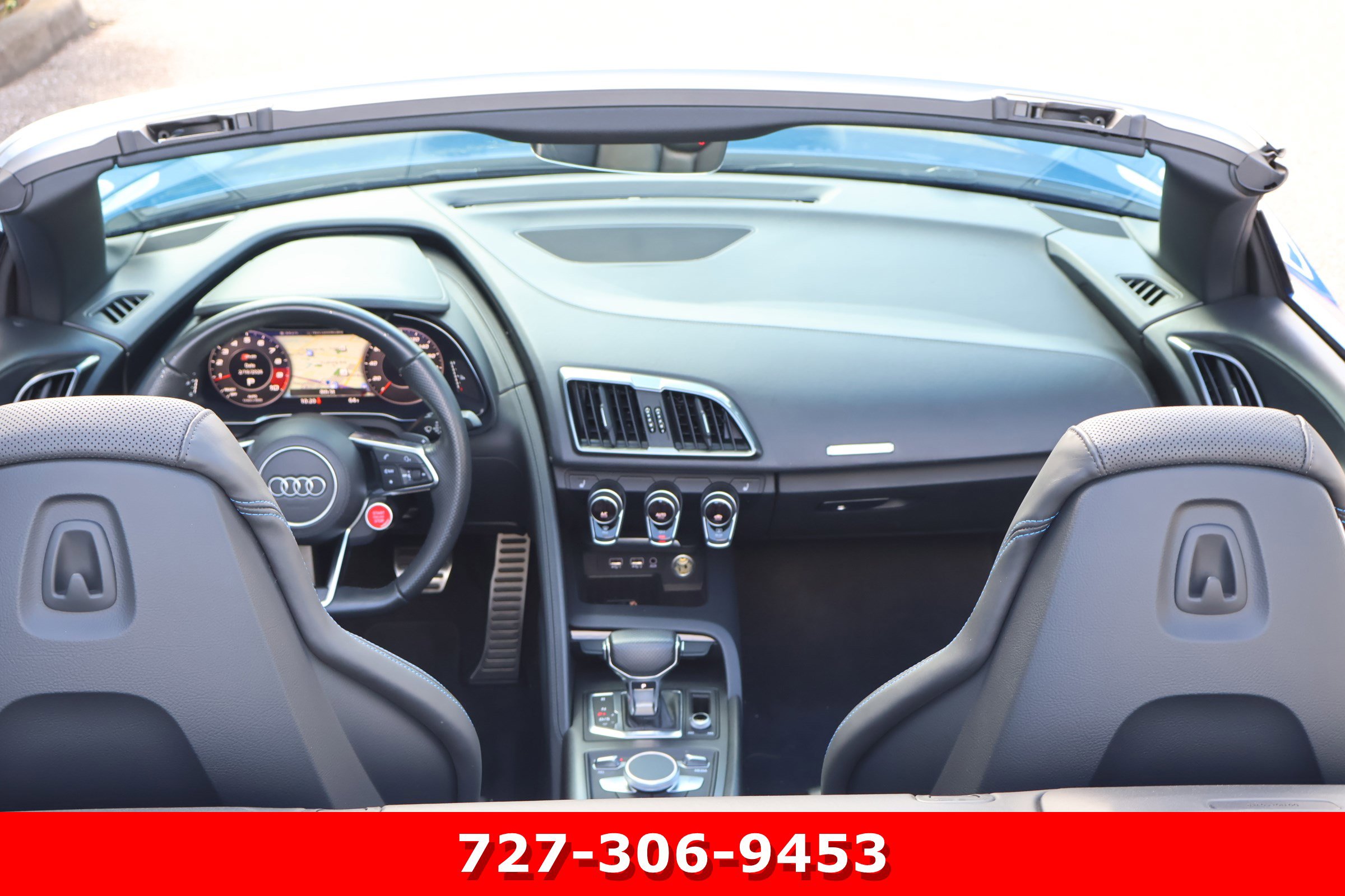 Used 2021 Audi R8 V10 w/ Premium Package image 5