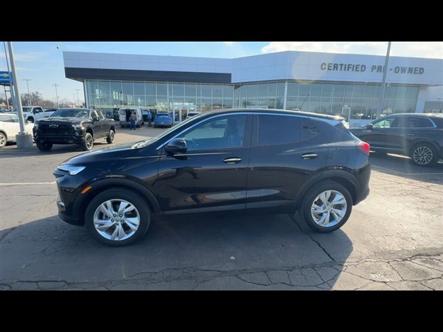 Certified 2024 Buick Encore GX Preferred w/ Comfort Package image 5