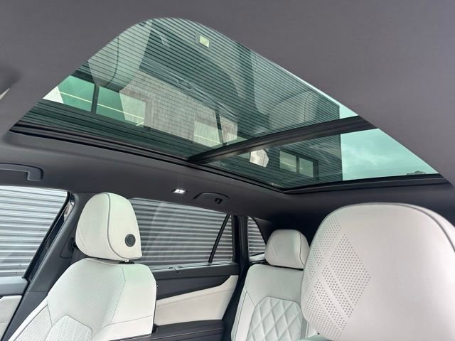 New 2025 Volkswagen Atlas Cross Sport SEL Premium R-Line image 22