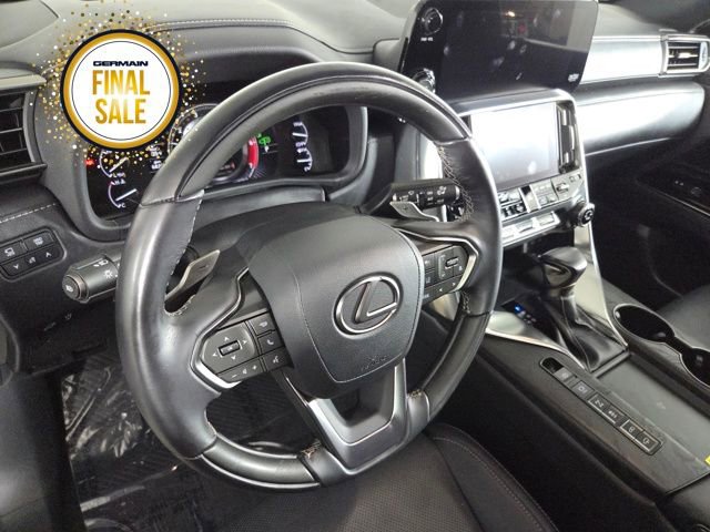 Certified 2022 Lexus LX 600 4WD w/ Luxury Package image 14