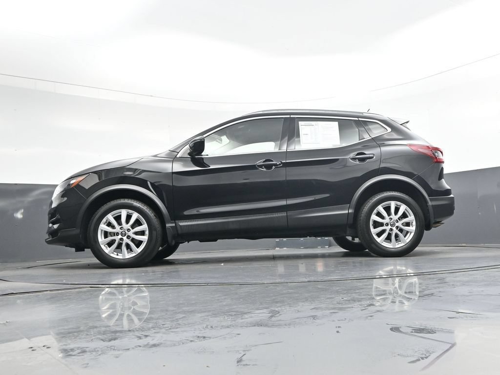 Used 2020 Nissan Rogue Sport SV FWD image 41