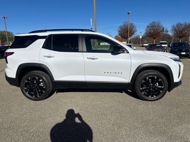 New 2026 Chevrolet Equinox RS image 10