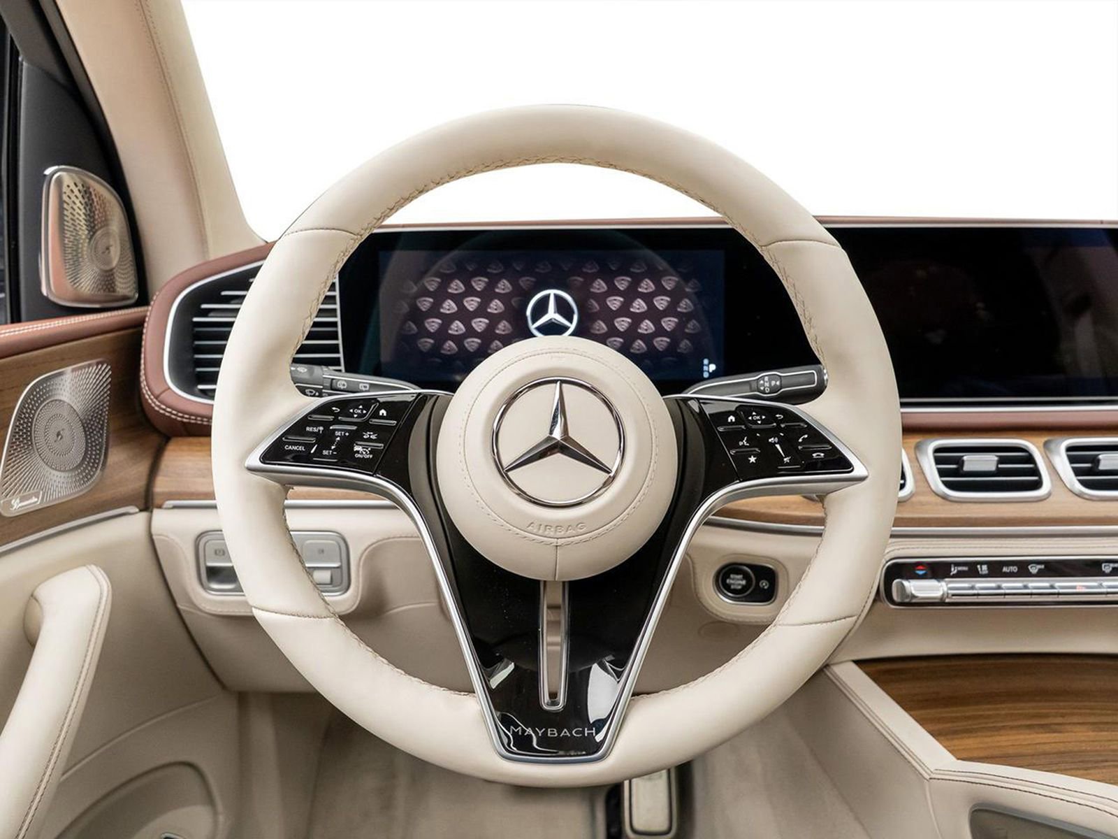 Used 2026 Mercedes-Benz Maybach GLS 600 4MATIC image 68