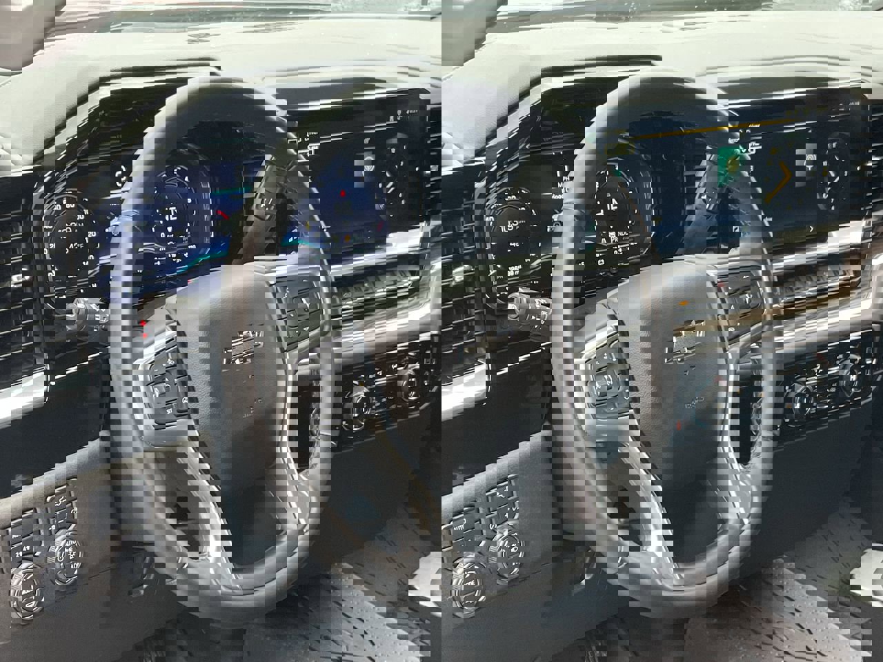 Used 2023 Chevrolet Silverado 1500 RST image 30