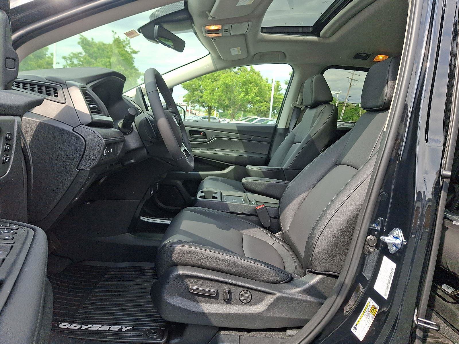 New 2026 Honda Odyssey EX-L image 6