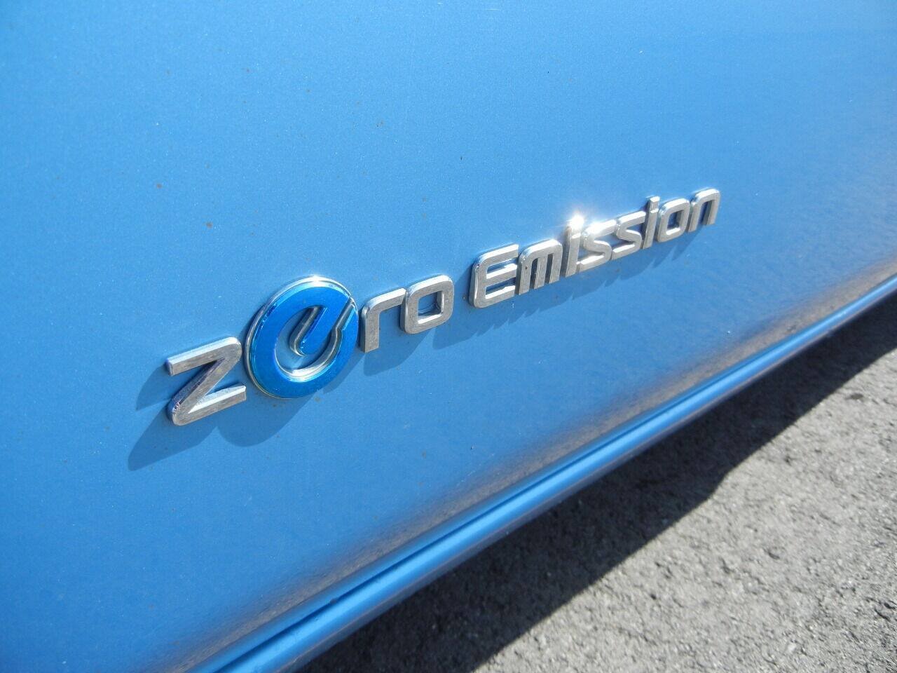 Used 2012 Nissan Leaf SL w/ Protection Pkg FWD image 39