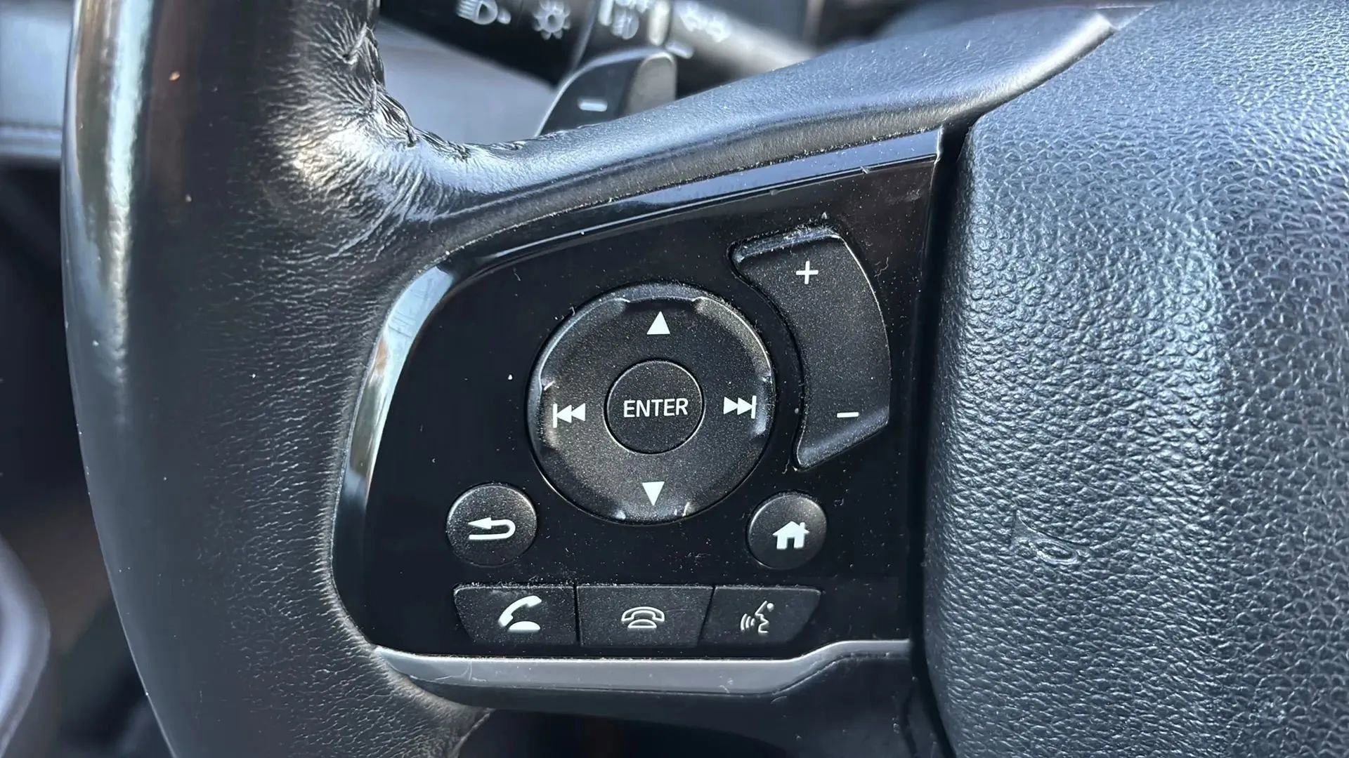 Used 2018 Honda Odyssey Touring image 28