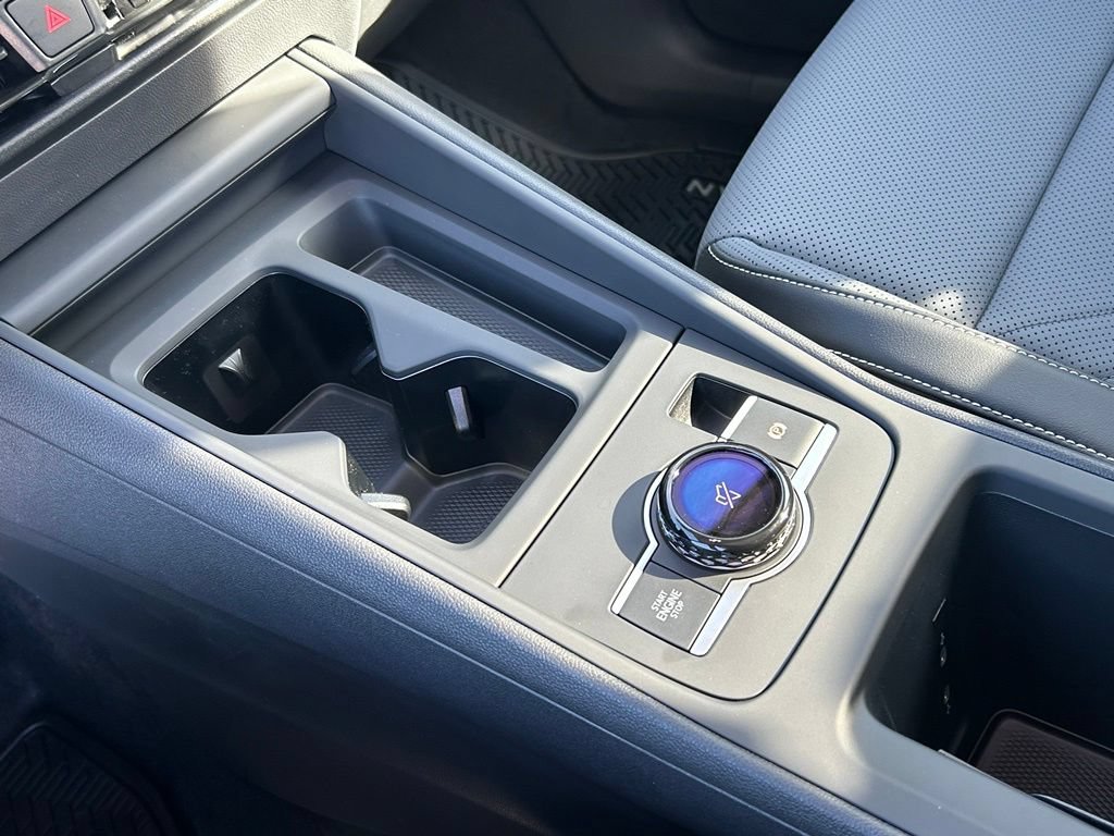 New 2026 Volkswagen Tiguan SE FWD image 29