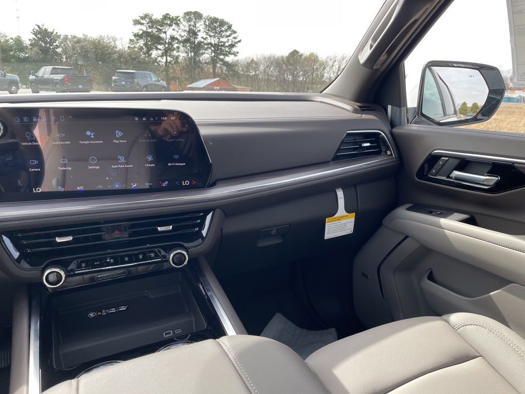 New 2026 Chevrolet Suburban Z71 w/ Z71 Off-Road Package image 25