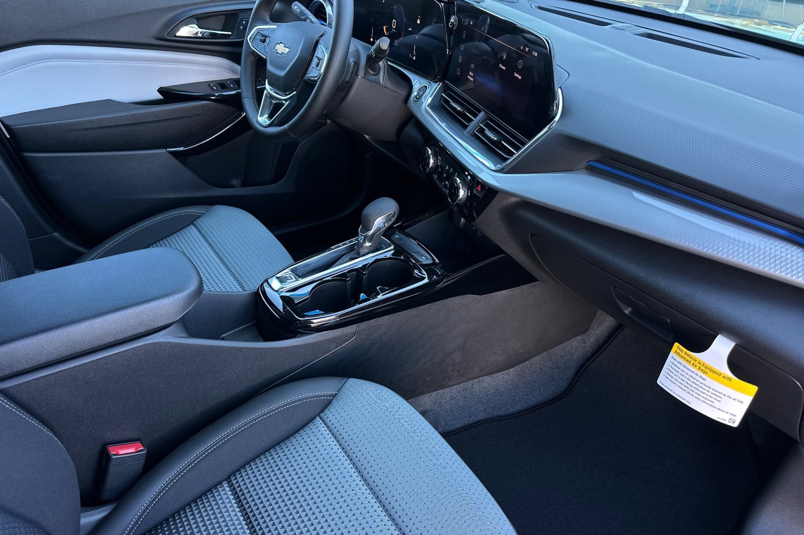 New 2026 Chevrolet Trax LT image 16