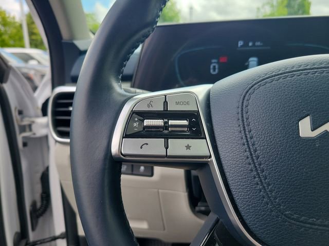 Used 2025 Kia Telluride EX w/ EX Captain's Chair Package FWD image 18