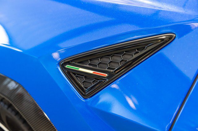 Used 2024 Lamborghini Urus Performante AWD/4WD image 15